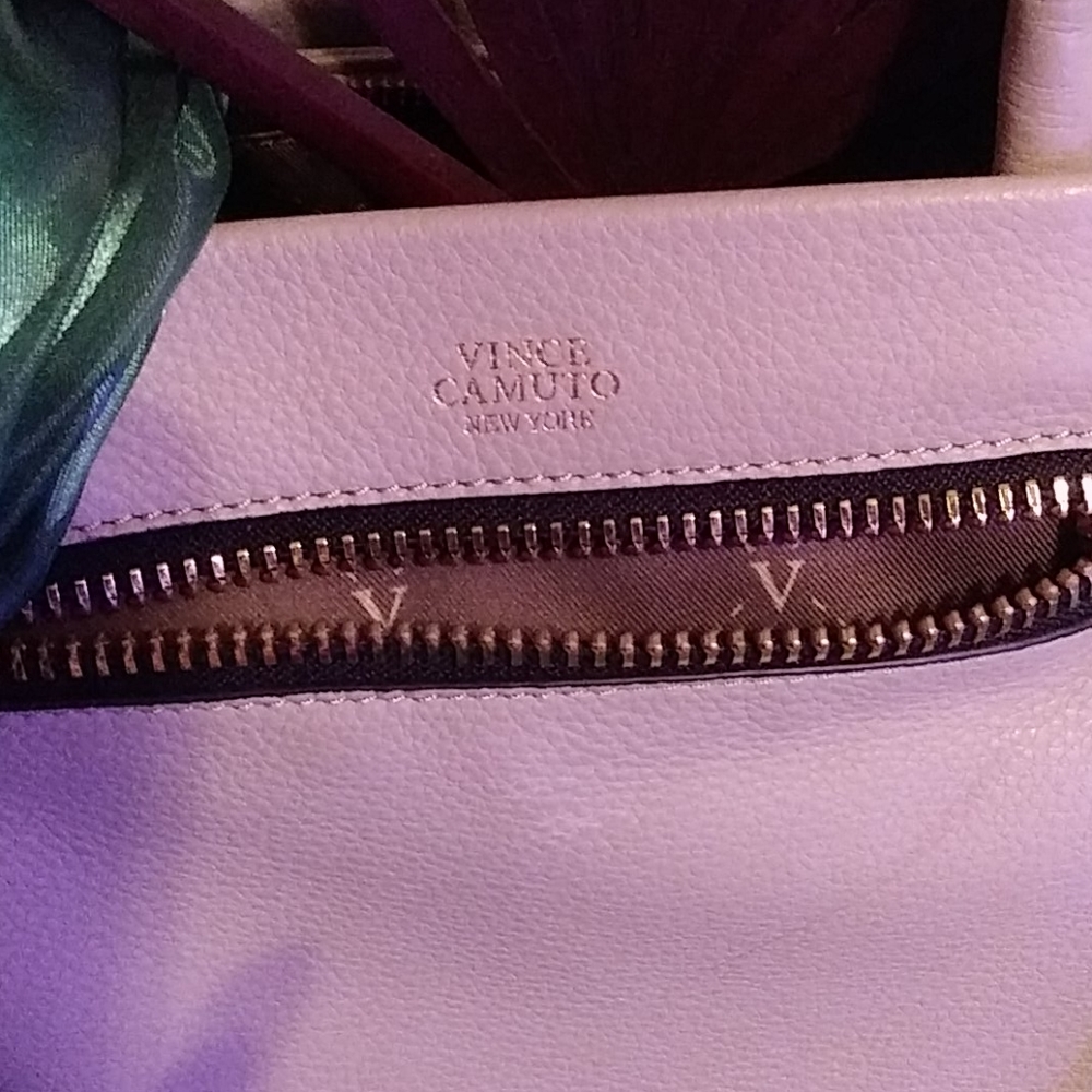VINCE CAMUTO Handbag - Picture 2 of 4